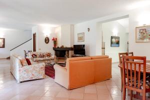 Villa Valleggia with pool