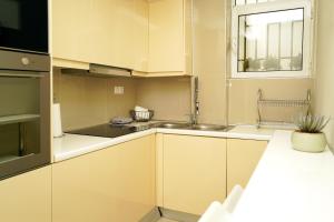 Sea Breeze Beachfront Apartment VIPGreece