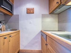 Studio confortable, casier à ski, proche pistes, Méribel - FR-1-355-164