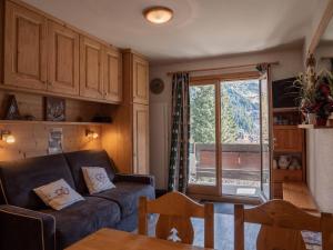 Bel appartement avec balcon, au pied des pistes à Méribel - Idéal pour vos vacances - FR-1-355-188