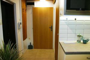 Liana Old Town Apartment