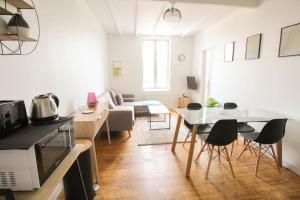 Appartements New ! La casa 3 - renove - Wifi - vue degagee : photos des chambres