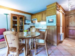 Appartement 2 chambres avec balcon et casier à skis à Méribel - FR-1-355-41