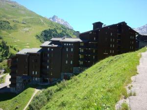 Charmant appartement avec ascenseur et casier à ski, idéal pour 4 personnes à Méribel - FR-1-355-59