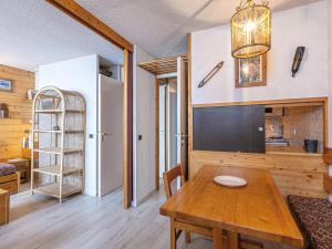 Studio divisible 4pers, au pied des pistes, animaux admis - Valmorel - FR-1-356-276