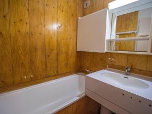 Valmorel : 3P lumineux, pied des pistes, proche ESF, balcon sud-est - FR-1-356-319