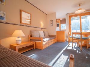 Appartements Appartement cosy avec balcon - 50m des pistes - Hameau Creve-Coeur (5 pers) - FR-1-356-346 : photos des chambres