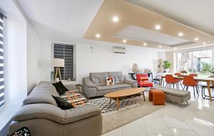 Maisons de vacances 4 Bedroom Cozy Home In Codolet : photos des chambres