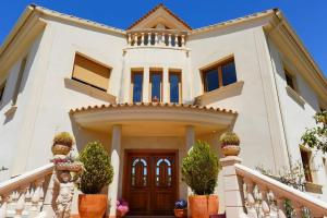 BEACH VILLA with PRIVATE POOL