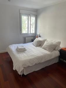 Habitación amplia con baño a 5 min Retiro - Объекты без категории в городе Мадрид