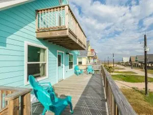 Take It Easy in Surfside - Gulf and Bay Views, Cute Beach House! - Surfside Beach