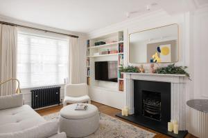 Luxury 3-Bed Pavilion Road Residence