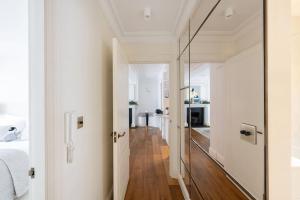 Luxury 3-Bed Pavilion Road Residence