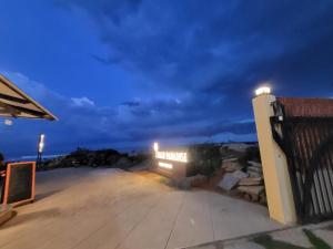 PALM PARADISE Beach Resort