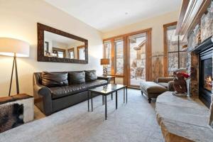 Villa Montane 115 by East West Hospitality