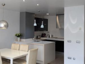 Piso de Lujo en Salinas - 4hvězdičkové hotely ve městě Salinas