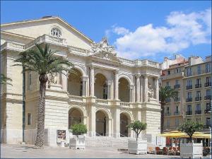 Charmant T1 de 30 m2 en rez de villa