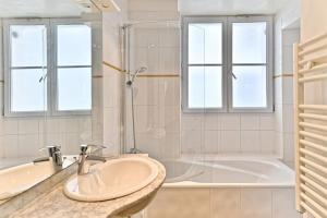 Appartement élégant près de la Tour Eiffel - II