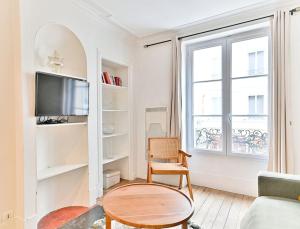 Appartement élégant près de la Tour Eiffel - II