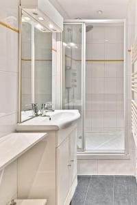 Appartement élégant près de la Tour Eiffel - II