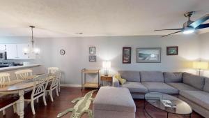 True Blue Golf Getaway 2 Bedroom