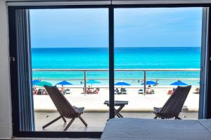 Beachfront apartment Marlin Villa 107