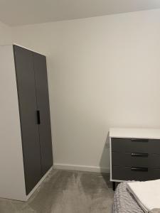 2 Bedroom Luxury Apartment in Barking