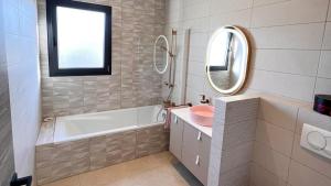 Villas Casa Cagna Piscine et jacuzzi : photos des chambres