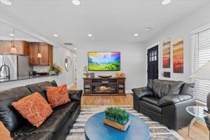 Whole House Relaxing Oasis by Fitzsimmons Campus