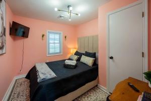 The Great Gatsby Pink Flamingo Lounge Retreat!