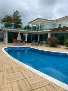 Casa de Praia em Condomínio Hanga Roa Bertioga