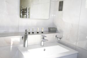 2 bedroom flat Free Parking