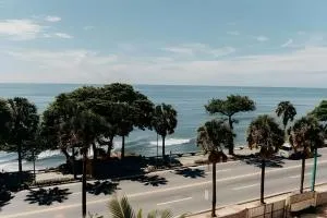 Oceanfront 2 Bedroom With Pool - Guibia