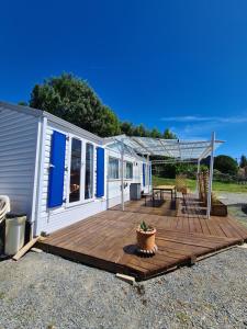 Campings Joli Mobil-Home avec terrain terrasse 10min du Puy duFou : photos des chambres