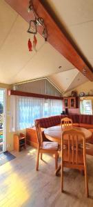 Campings Joli Mobil-Home avec terrain terrasse 10min du Puy duFou : photos des chambres