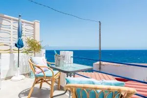 Bright studio next to the ocean - El Tablero