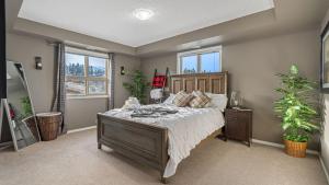 Cozy Mountain I Hot Tub & Pool I Close 2 Lake I TV