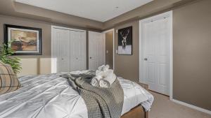 Cozy Mountain I Hot Tub & Pool I Close 2 Lake I TV