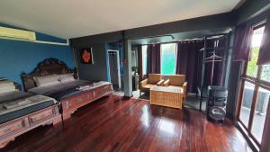 Baan mae khian homestay