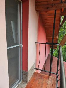 Стаи до реката