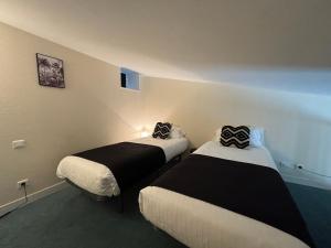 Hotels Hotel Le Valois, Cognac Centre : photos des chambres