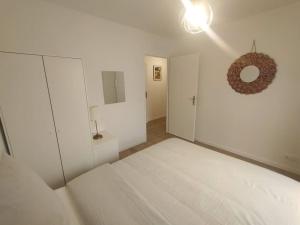 Gustave Roussy, New building, 3 bd & Salon, 2 WC