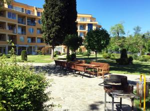 Varna Garden View Apartment