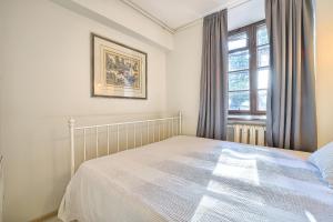 Elegant apartment in Old town Vilnius SELF CHECK IN 24x7 by H&H