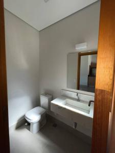 Casa Mero no Residencial Mar Verde em Caraguatatuba