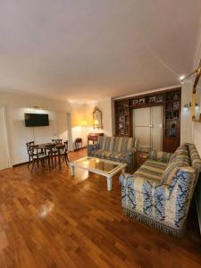 Authentic Roman Apartment with Terrace