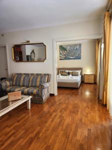 Authentic Roman Apartment with Terrace