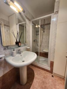 Authentic Roman Apartment with Terrace