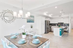 Modern Storey Lake Resort Disney Orlando 3191-103