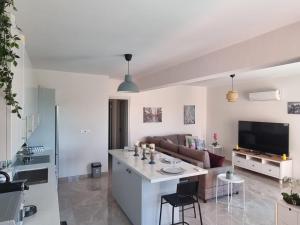 Monastiraki Serene City Escape